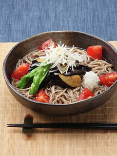 【卯月製麺】揚げなすとトマトの冷やし蕎麦-レシピのメイン写真