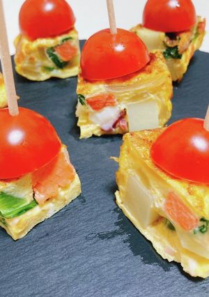 鮭と小松菜のスパニッシュオムレツ-レシピのメイン写真