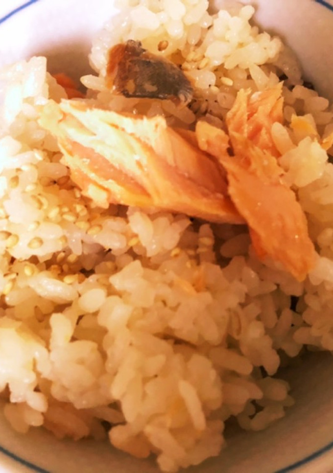塩鮭で簡単炊き込みご飯-レシピのメイン写真