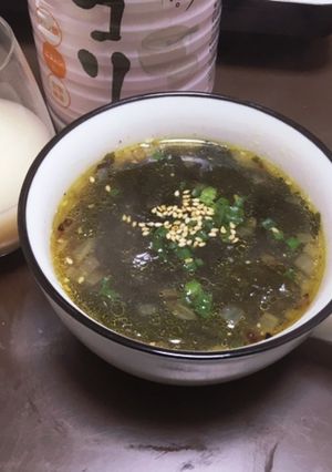 焼肉の相棒に絶品！わかめスープ-レシピのメイン写真
