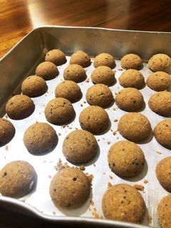 きな粉と全粒粉のスノーボール風クッキー-レシピのメイン写真