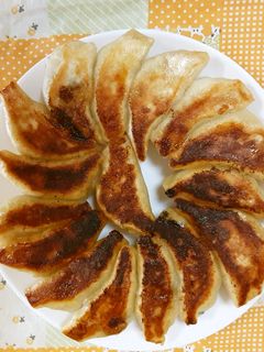 香味ペーストで決まる⭐️皮から手作り餃子-レシピのメイン写真