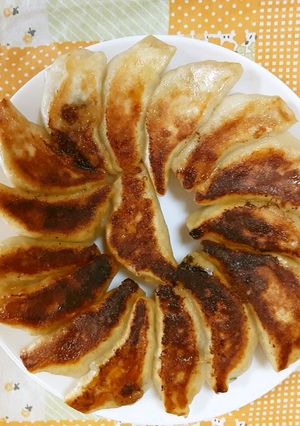 香味ペーストで決まる⭐️皮から手作り餃子-レシピのメイン写真