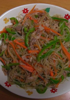 おかずにピッタリ！春雨とお肉の炒め物♪-レシピのメイン写真