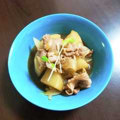 รูปของ 味付け簡単☆豚肉と大根のすき焼き煮