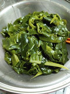 新鮮!生わかめの下茹で-レシピのメイン写真