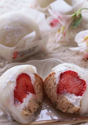 とろける美味しさ♡いちごクリーム大福-レシピのメイン写真