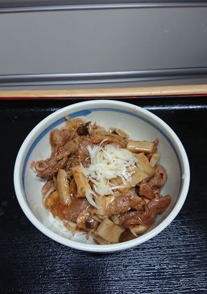 簡単・ジンギスカン丼-レシピのメイン写真