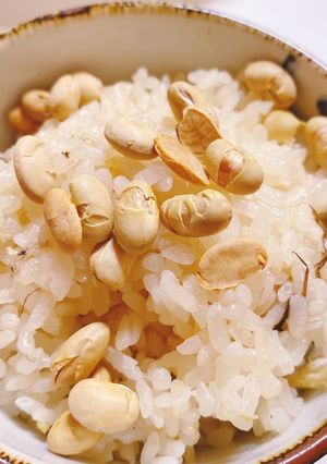 煎り大豆ごはん【節分豆の余り物アレンジ】-レシピのメイン写真