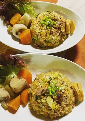 春キャベツと豚肉のチャーハン♪-レシピのメイン写真