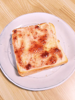 熱々!簡単ジャムバタートースト-レシピのメイン写真