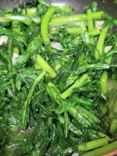 リュウジさんの春菊の青菜炒め-レシピのメイン写真