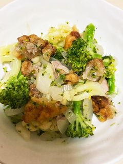 余った唐揚げとらっきょうでホットサラダ-レシピのメイン写真