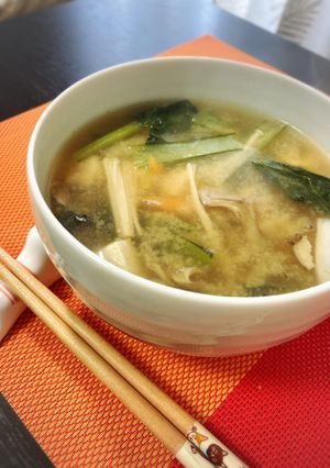 小松菜ごま油炒めの味噌汁-レシピのメイン写真