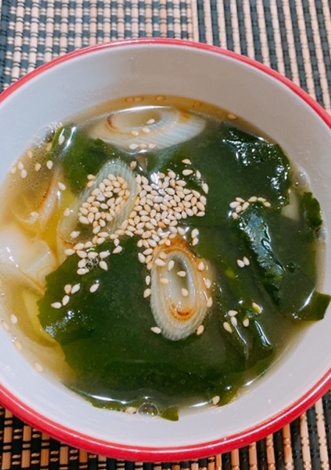 ☆焼きネギのワカメ中華スープ☆-レシピのメイン写真