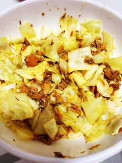 レンジで簡単!キャベツのサバ味噌煮缶蒸し-レシピのメイン写真