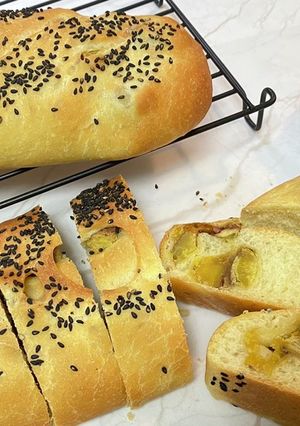 芋ゴロゴロ♪簡単成形！さつまいもパン-レシピのメイン写真