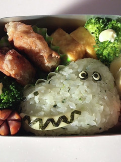 トイストーリーのレックスおにぎり♡-レシピのメイン写真
