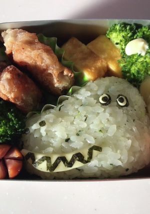 トイストーリーのレックスおにぎり♡-レシピのメイン写真