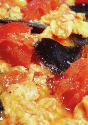 簡単!トマトと卵ときくらげの中華炒め-レシピのメイン写真