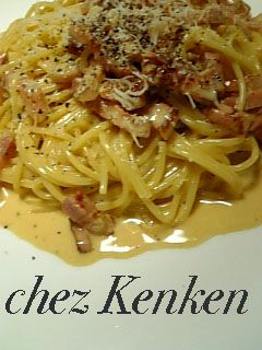 ◆カルボナーラ◆ Amazon.co.jp: ハチ食品 ハチ たっぷりカルボナーラ285g×12食