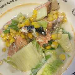 รูปของ ポリ袋でつくる鮭と白菜のクリーム煮