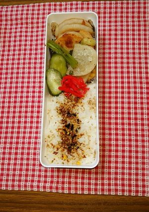 ヨウサマの減塩はんぺんの蓮根詰め弁当-レシピのメイン写真