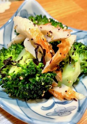 ちくわとブロッコリーの塩昆布とゆかり和え-レシピのメイン写真