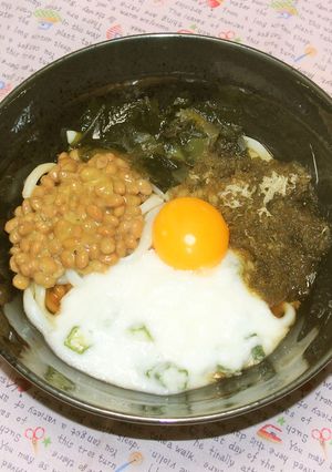 とろ玉わかめ納豆ぶっかけうどん-レシピのメイン写真