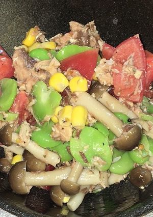 鯖水煮とそら豆とトマトのサラダ-レシピのメイン写真