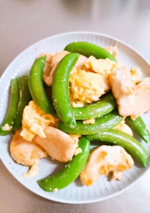 スナップえんどうと鶏むね肉の塩炒め-レシピのメイン写真