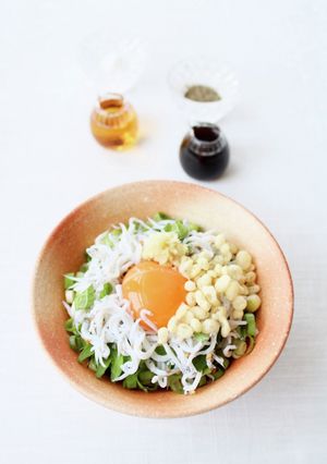 簡単に美味しい【具沢山しらす丼】-レシピのメイン写真
