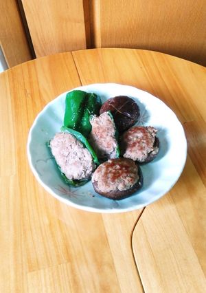 シイタケとピーマンの肉詰め-レシピのメイン写真
