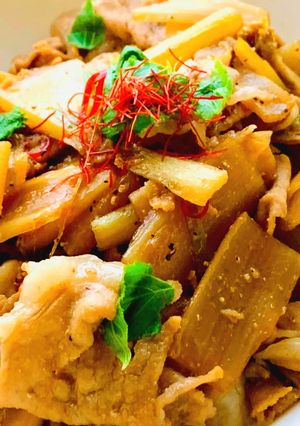 ウドの美味しい食べ方♡豚肉とウドの甘辛煮-レシピのメイン写真