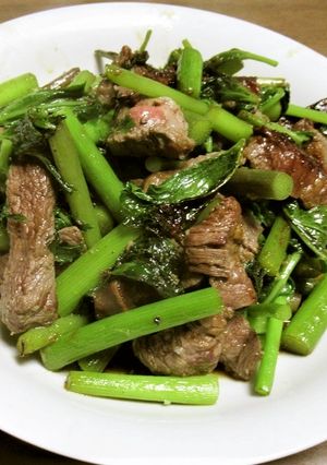 明日葉と牛肉のニンニク醤油炒め-レシピのメイン写真