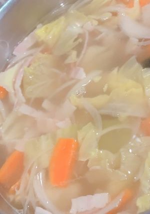 栄養たっぷりコンソメスープ-レシピのメイン写真