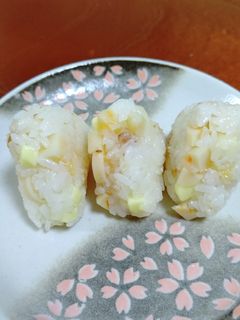 チーズかまぼこおにぎり-レシピのメイン写真