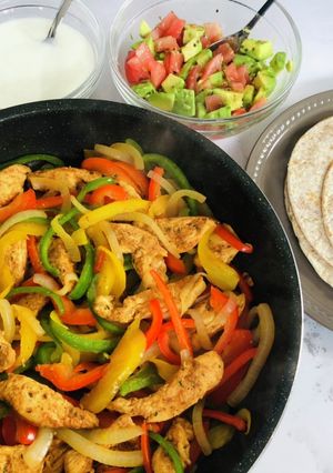 メキシカンチキンファヒータfajitas-レシピのメイン写真