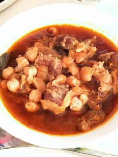 ひよこ豆と牛すね肉のトルコ風トマトスープ-レシピのメイン写真