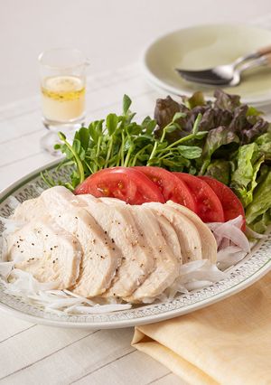 レンジで柔らか!液体塩こうじサラダチキン-レシピのメイン写真