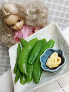 リカちゃん♡塩茹スナップエンドウ醤油マヨ-レシピのメイン写真
