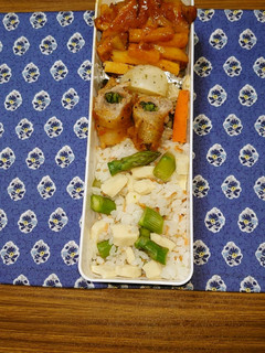 ヨウサマの減塩キノコソースの菜の花肉巻き-レシピのメイン写真