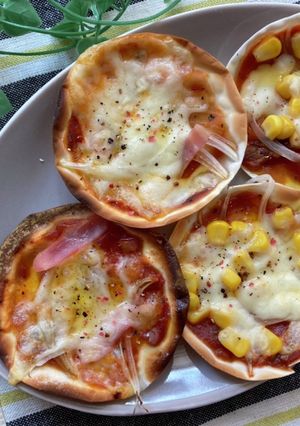 餃子の皮de簡単♡サクサクミニピザ-レシピのメイン写真