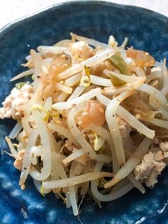簡単ヘルシー☆鶏胸挽肉の中華風もやし炒め-レシピのメイン写真