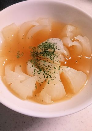 レンジでまるごと新玉ねぎスープ。-レシピのメイン写真