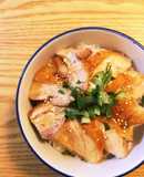 人気検索トップ10入！簡単！鶏の照焼き丼