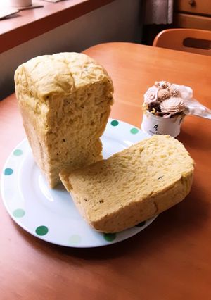 カボチャとホイップの食パン♪-レシピのメイン写真
