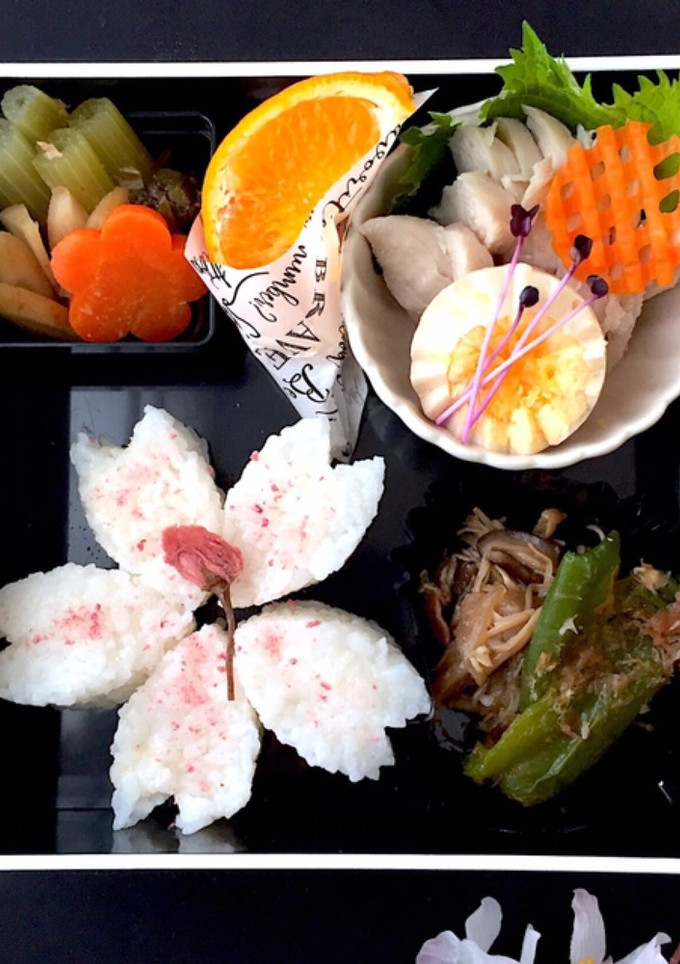 弥生３０　お花見　お重弁当-レシピのメイン写真