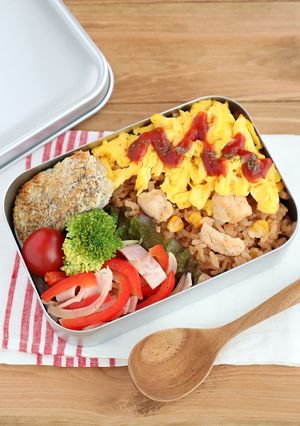 お弁当のごはんに”炊き込みチキンライス”-レシピのメイン写真