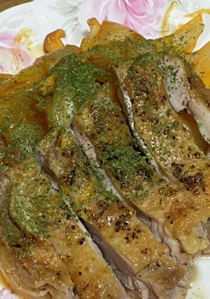鶏もも肉のステーキ・新玉ねぎ添え-レシピのメイン写真